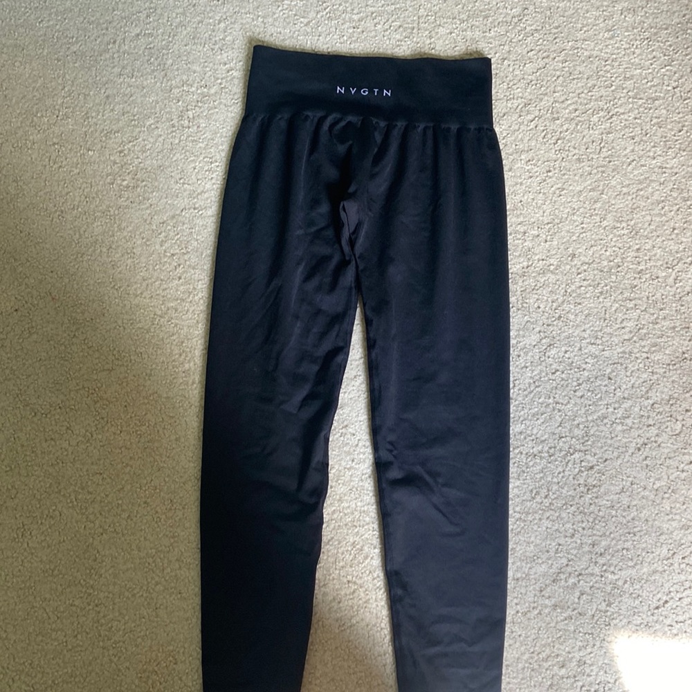 NVGTN Black Solid Seamless Leggings